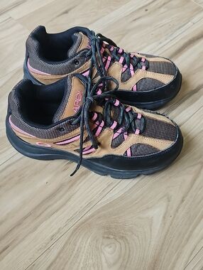 Apex Women's Tan and Pink Trail Boots